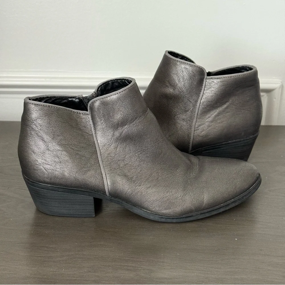 Women's Gray Ankle Boots Size 9